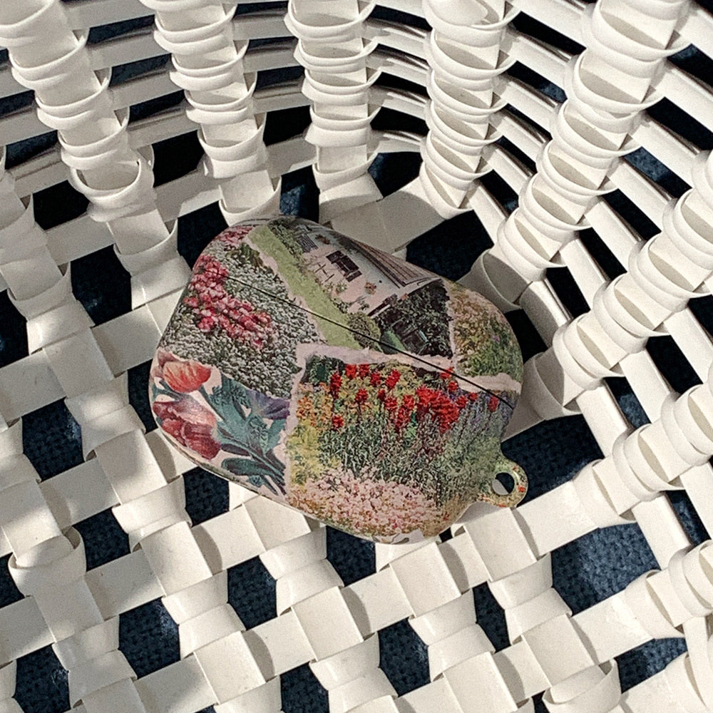|Mademoment| Collage Garden Design AirPods Case