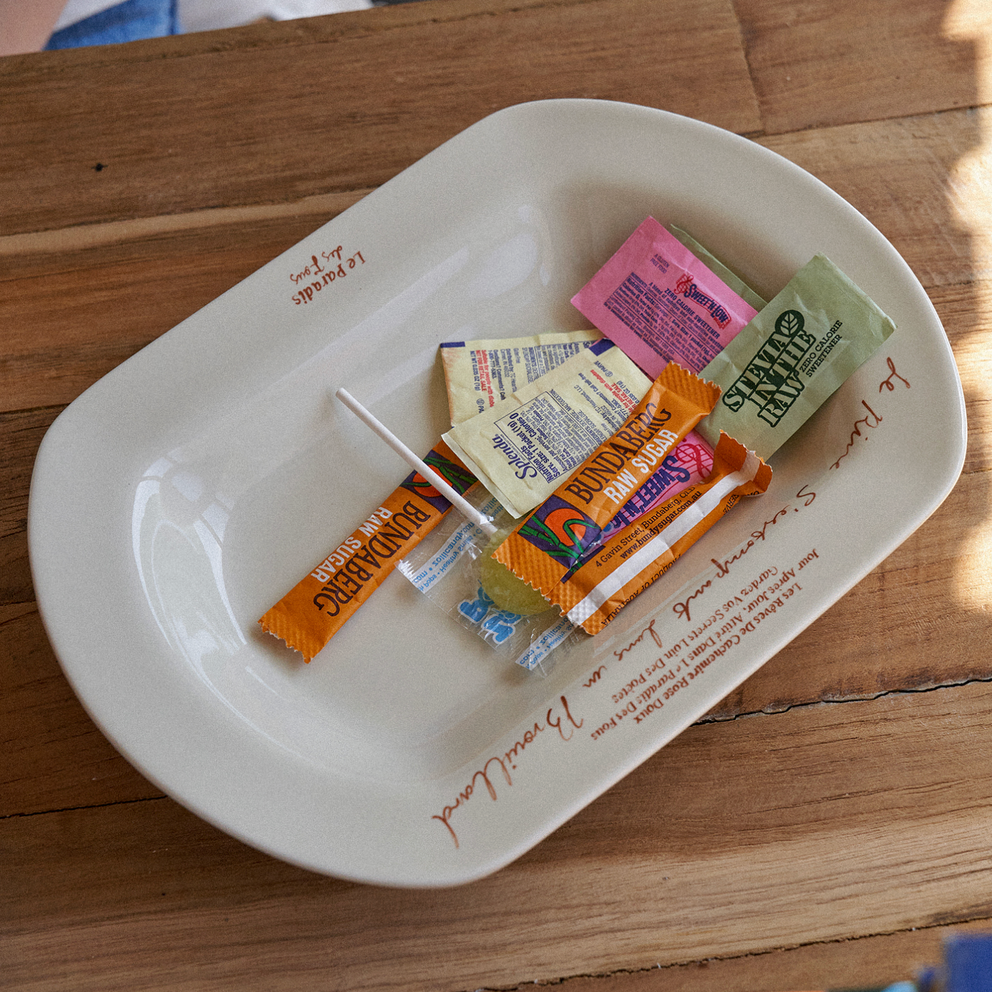 |HOTEL PARIS CHILL| Le Paradis Square Plate (Linen)