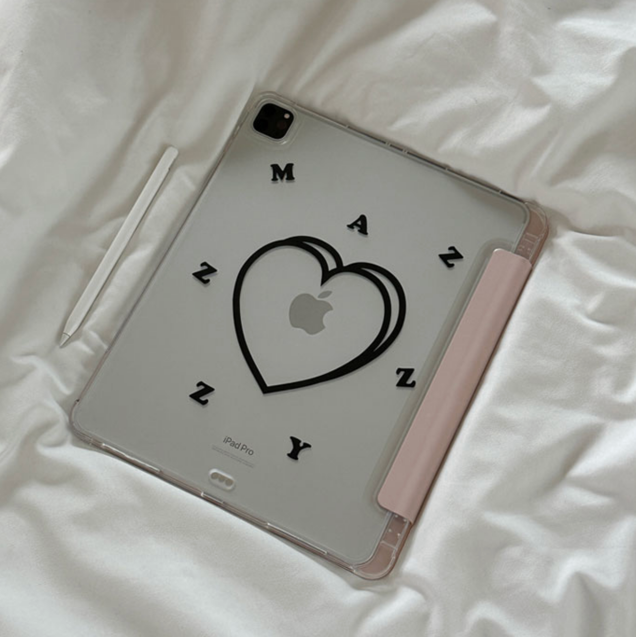 |MAZZZZY| Signature Heart (Sandpink) Ipad Case