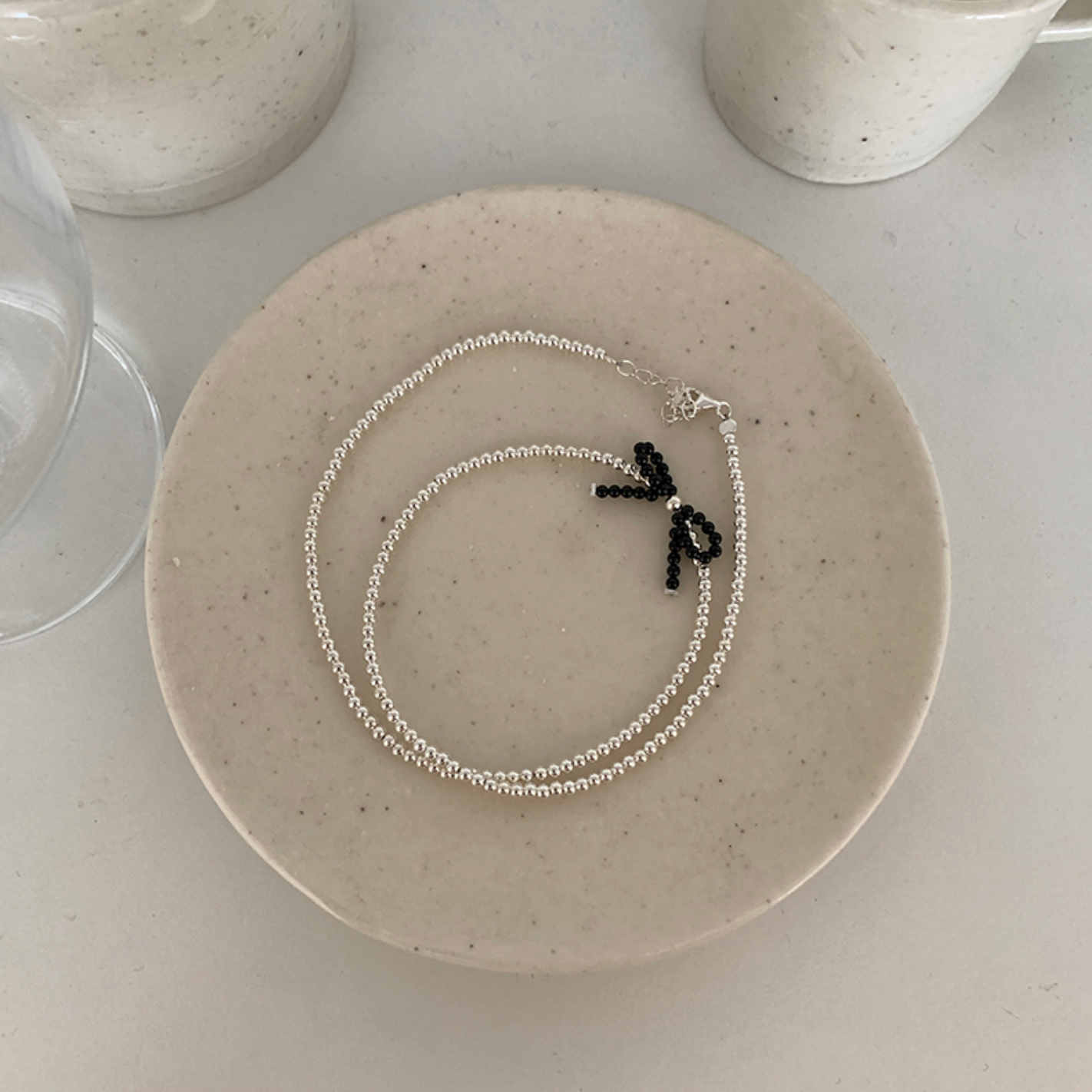 |moat| Black Ribbon Ball Necklace (Silver925)