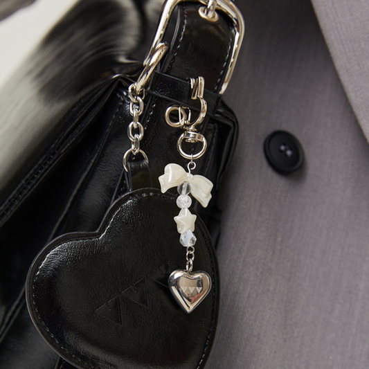 |VVV| Pearl Ribbon Heart Logo Keyring