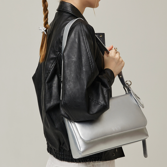 |VVV| Heart Mirror Padded Shoulder Cross Bag (Silver)