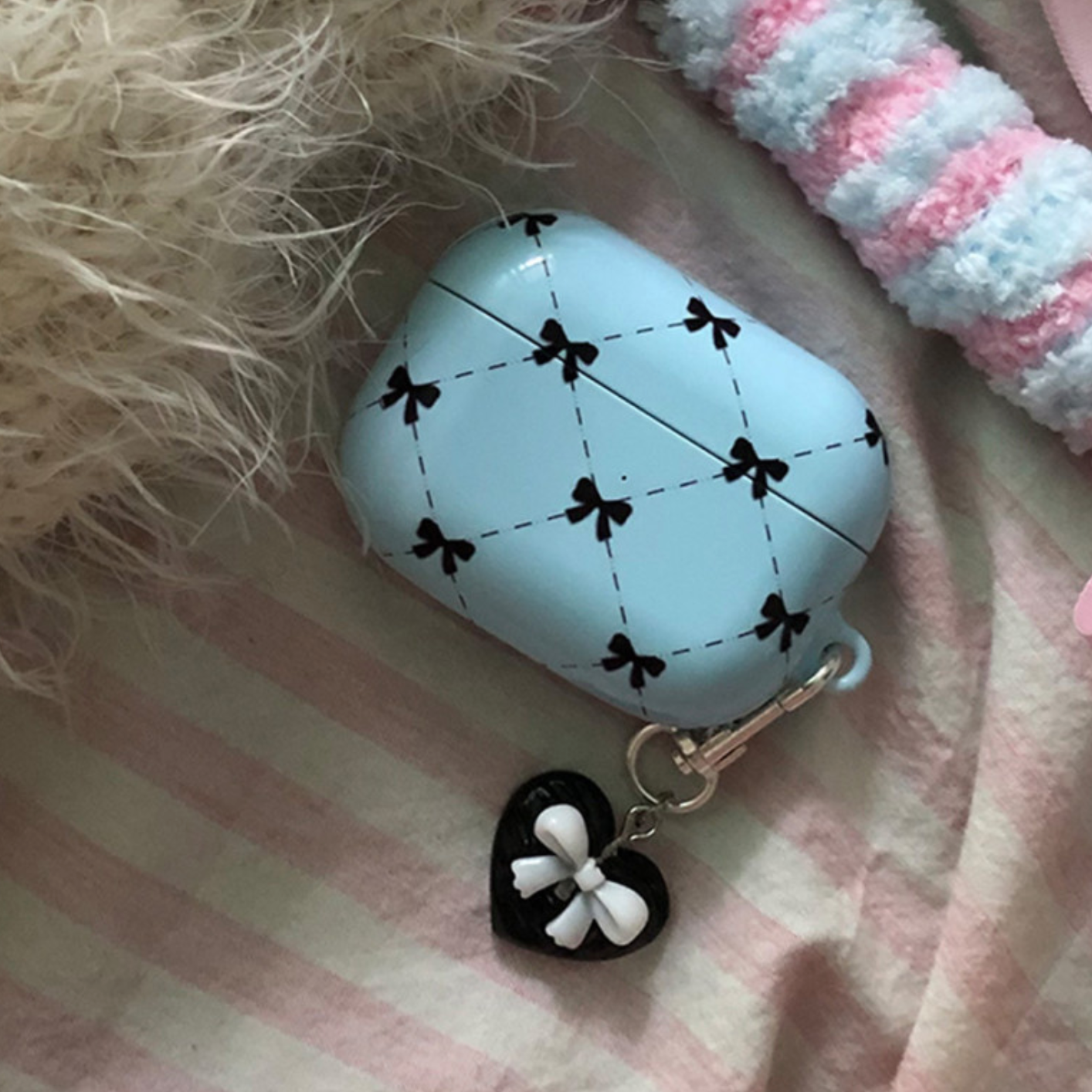 |WATERJEAN| Vintage Ribbon Airpods Case