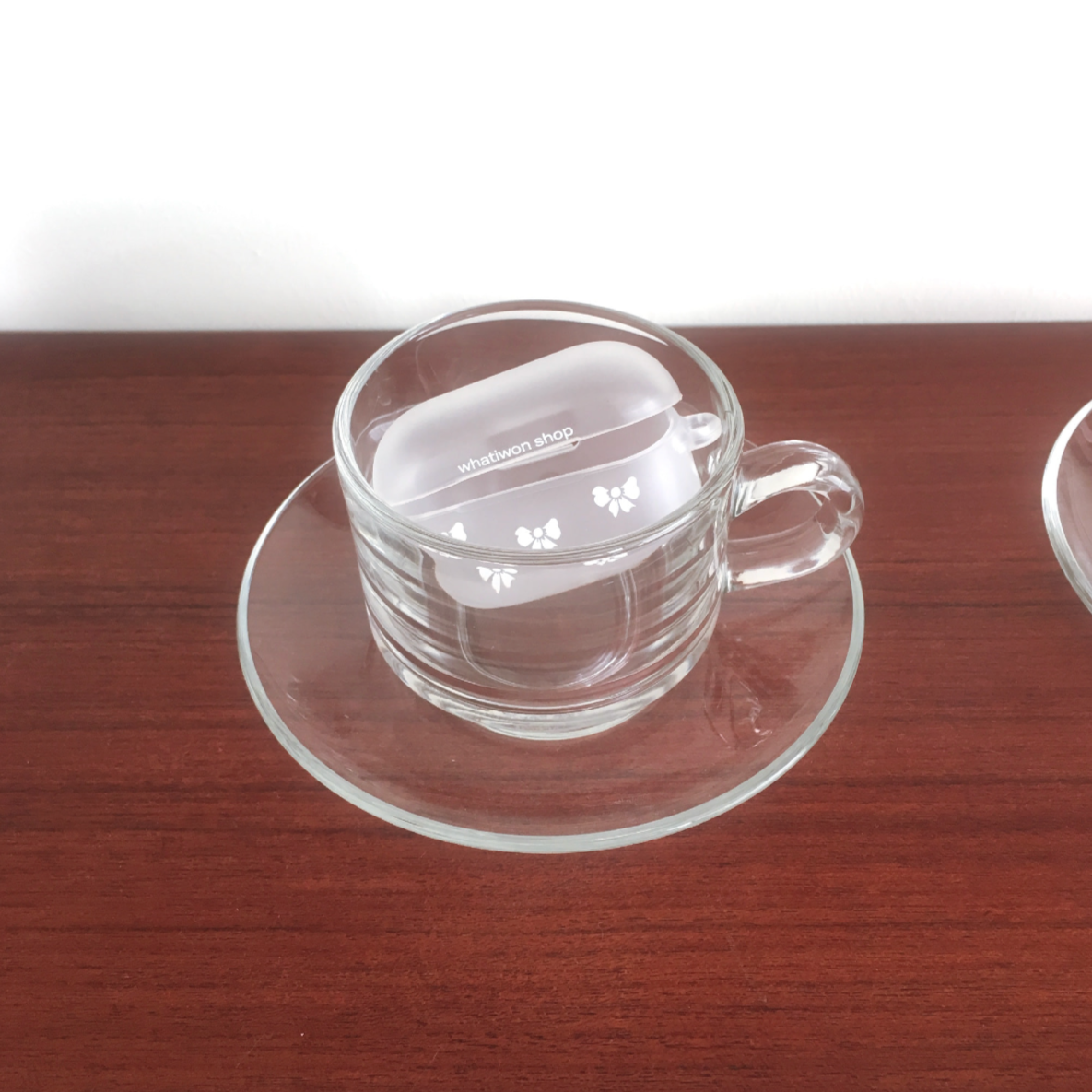 |whatiwon| Blurry Ribbon Airpods Case