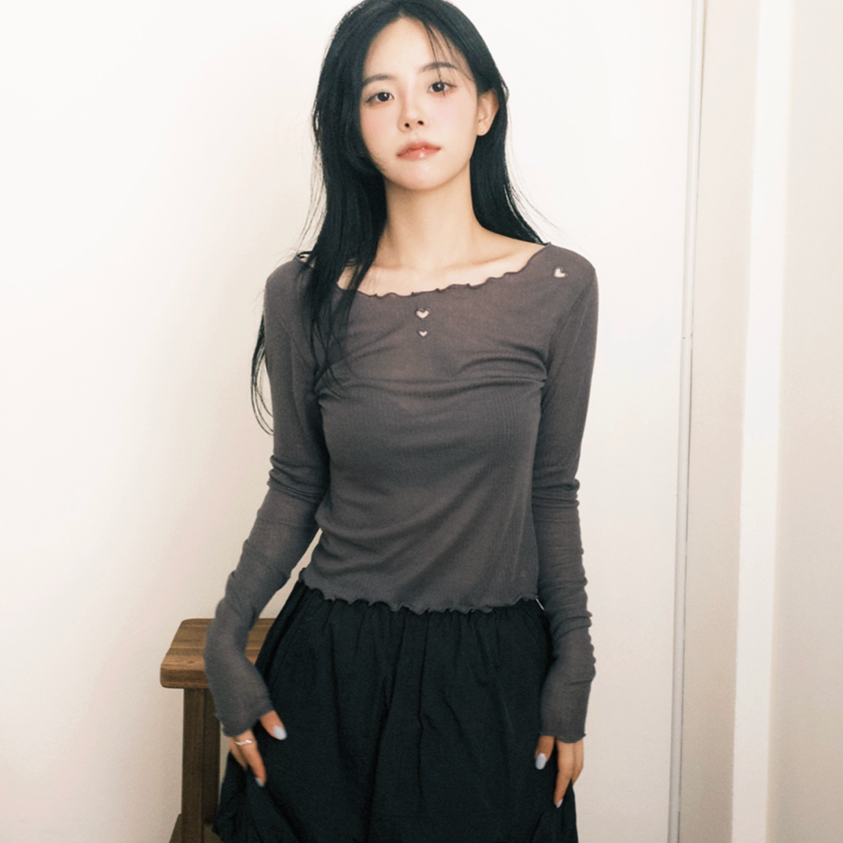 |SLOWAND| Heart Point Thin Fit Punching T-shirt