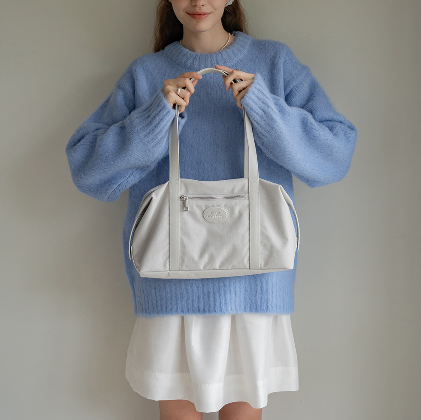 |mucu and ebony| Avion Bag Fog Grey