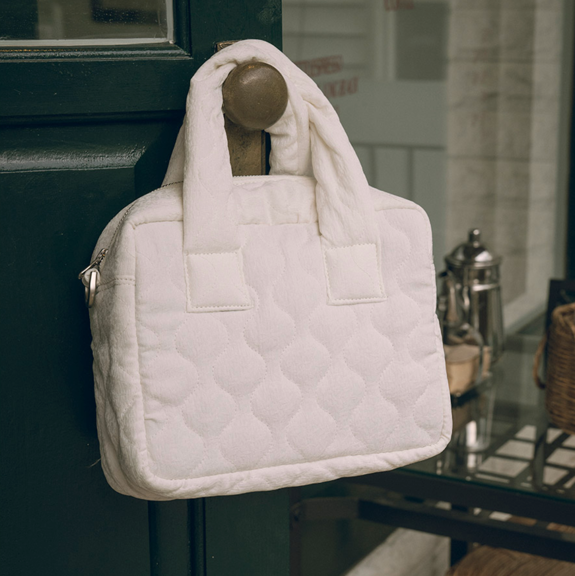 |VANONE ATELIER| Grandma Square Padding Bag Ivory