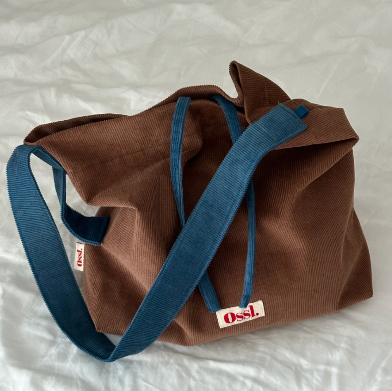 |Ossl| Suave Corduroy Shoulder Bag