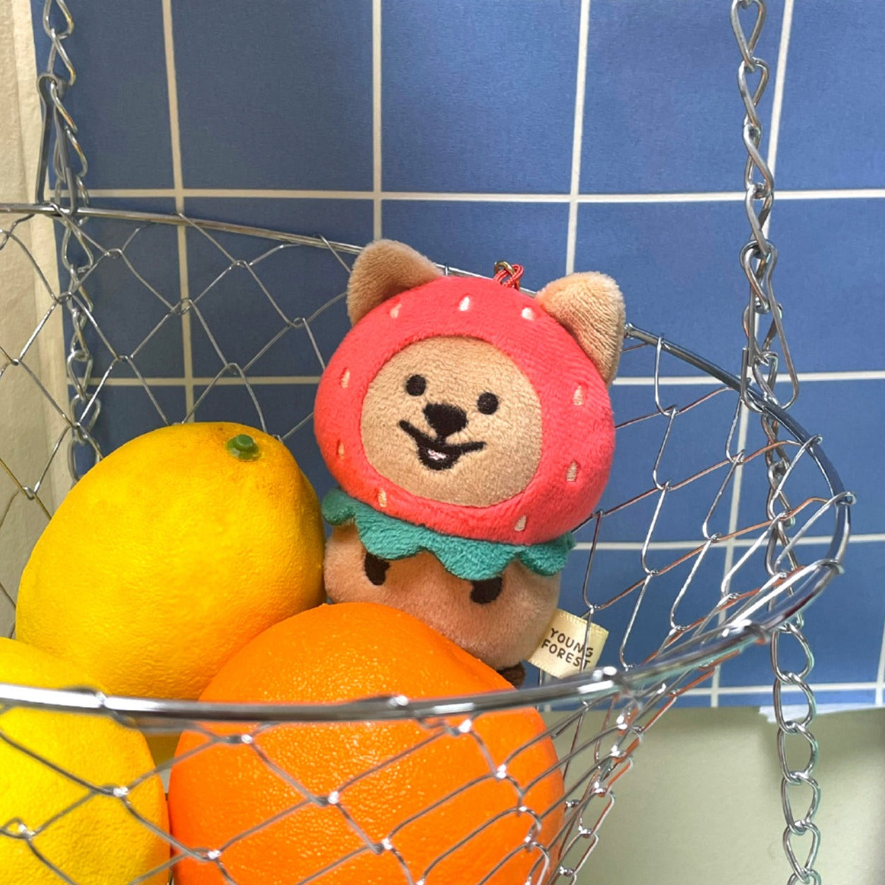 |YOUNG FOREST| Strawberry Quokka Keyring