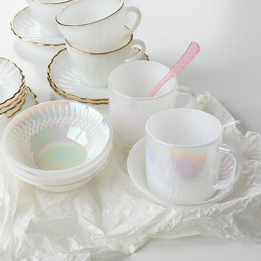 |Unexpected Flow| Moonglow Milkglass Berry Bowl