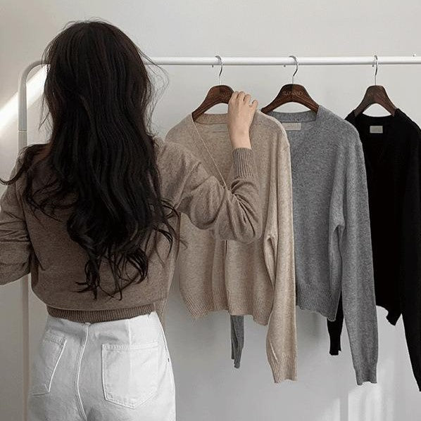 ｜SLOWAND｜ Muted Standard Fit Cardigan