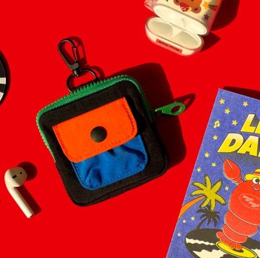 ｜WIGGLE WIGGLE｜ Pocket Airpods Pouch