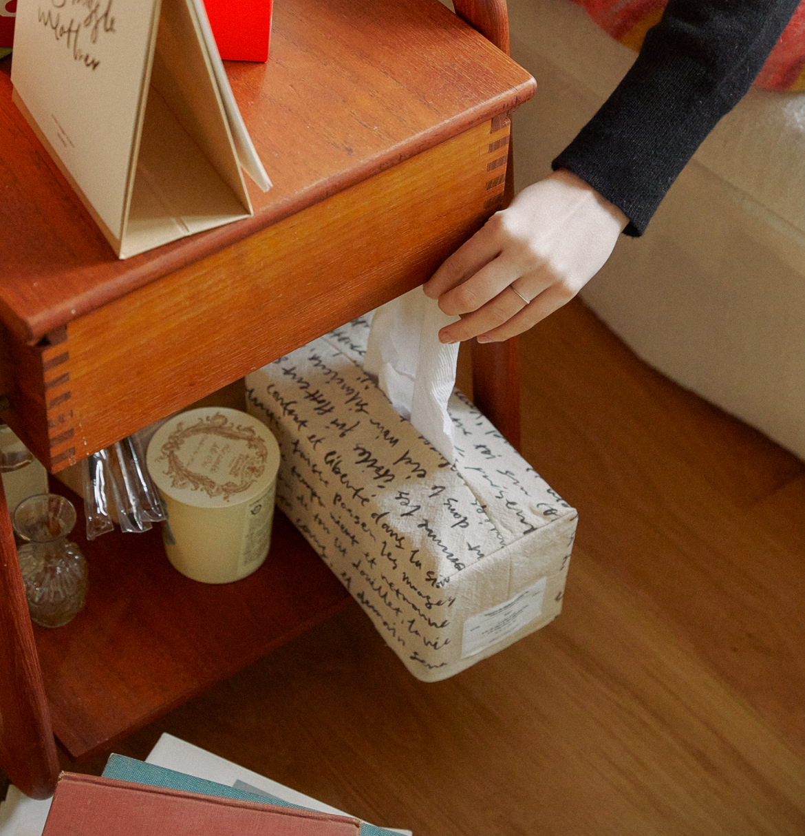 ｜HOTEL PARIS CHILL｜ Le Silence Tissue Box Cover