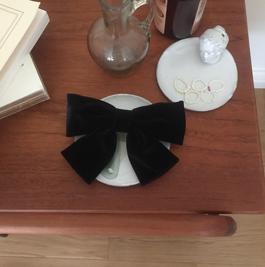 ｜moat｜ Butter Ribbon Pin (moat made)