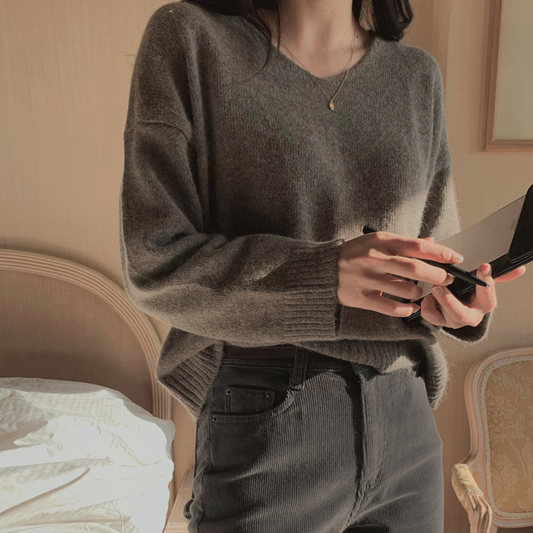 ｜SLOWAND｜ Thin Fit V-Neck Knitwear
