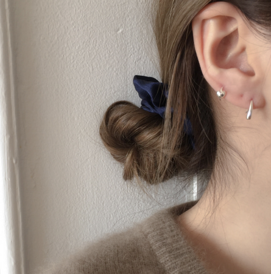 ｜moat｜ Mini Hook Earring (silver925)