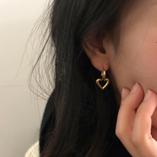 ｜DUNGEUREON｜ Windy Heart One-touch Earrings