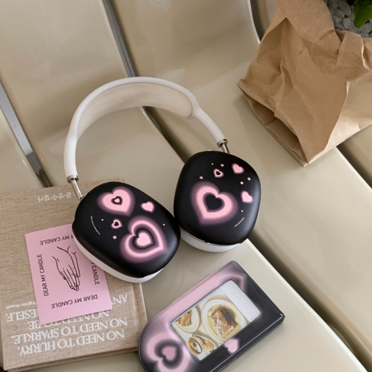 ｜your emotions｜ Plumpily Heart Black Airpods Max Case