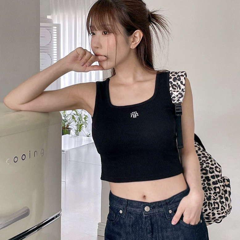 ｜muahmuah｜ Logo Slim Fit Knit Sleeveless