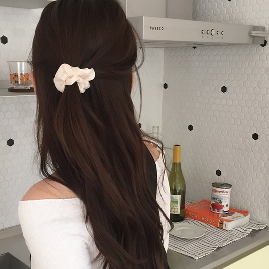 ｜moat｜ Mini Shine Scrunchy