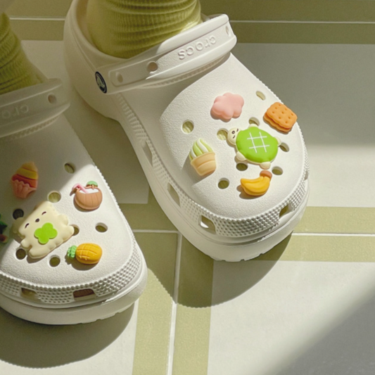 ｜HOOKKA HOOKKA STUDIO｜ Melonpan Turtle Shoes Charm