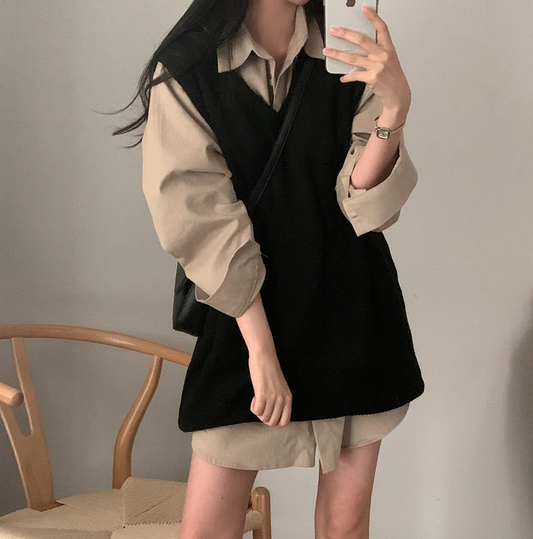 ｜CREAM CHEESE｜ School V-neck Oversized Fit Vest Dress