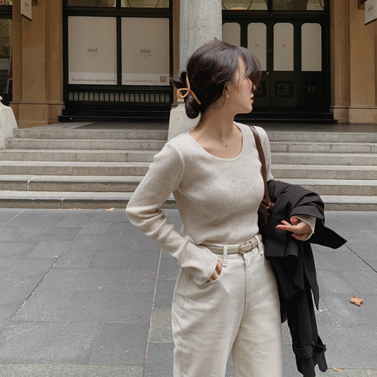｜SLOWAND｜ # SLOWMADE Soft Thin Fit U-Neck Knitwear