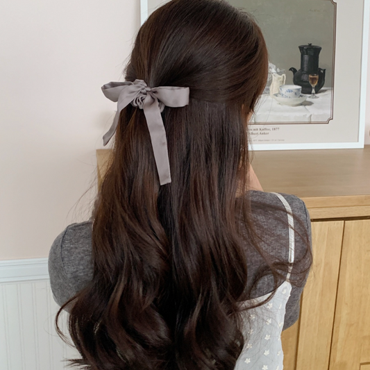 ｜SOYE PI-NE｜ Momo Satin Ribbon Scrunchie