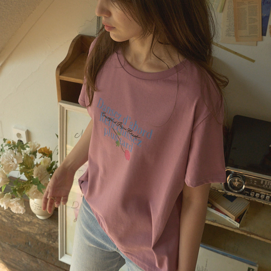 ｜HOTEL PARIS CHILL｜ Wander T-Shirt (Lilac)