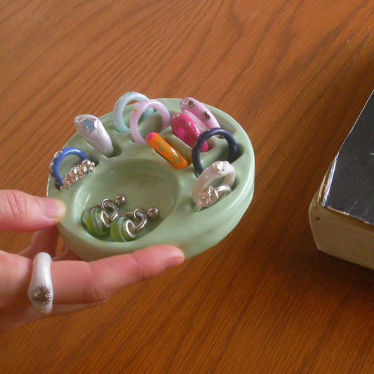 ｜nff｜ Ceramic Round Mix Holder Light Green