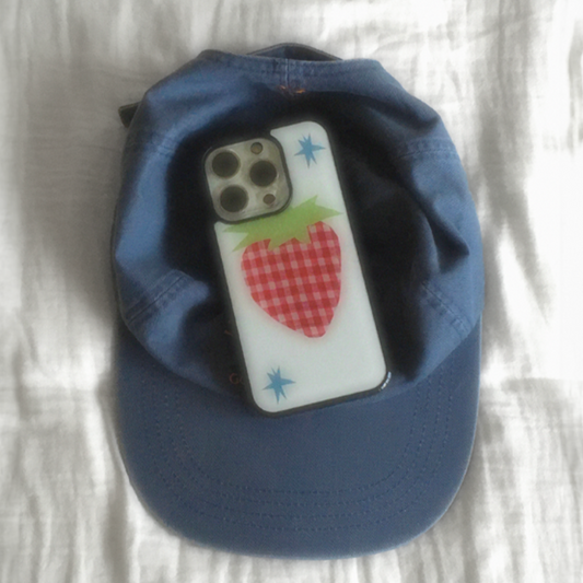 ｜1081｜ Strawberry! Epoxy Phone Case