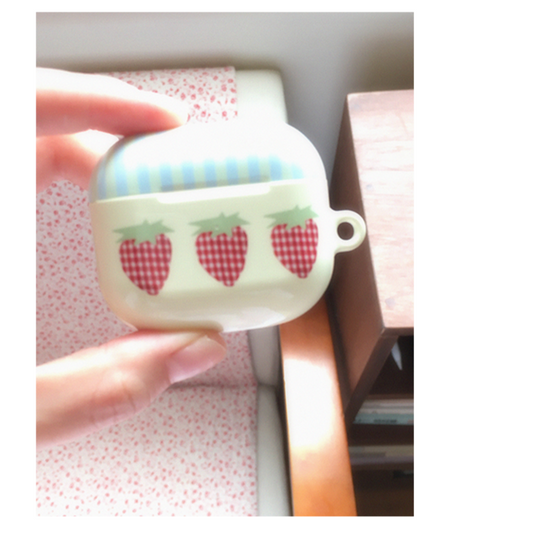 ｜1081｜ Strawberry  ! Airpods Case