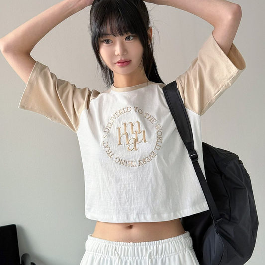 ｜muahmuah｜ Stitch Logo Raglan Short-sleeved Shirt (Beige)