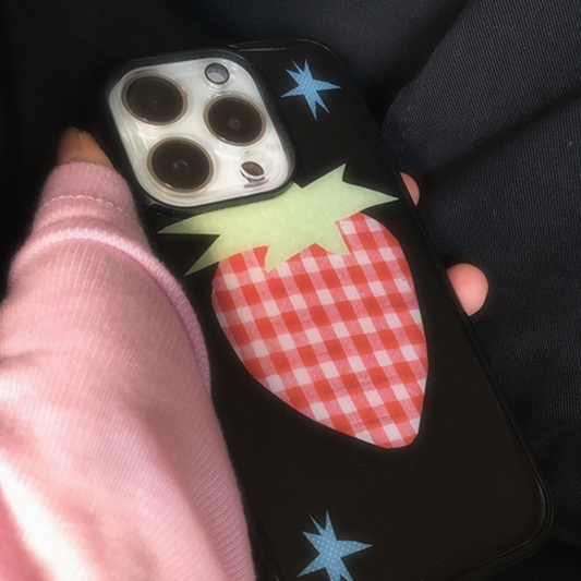 ｜1081｜ Strawberry! Epoxy Phone Case (Black)