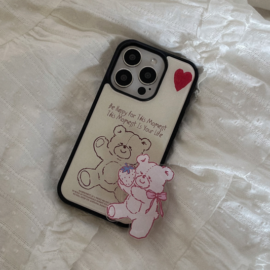 ｜Mademoment｜ Fluffy Strawberry Bear Bumper Case
