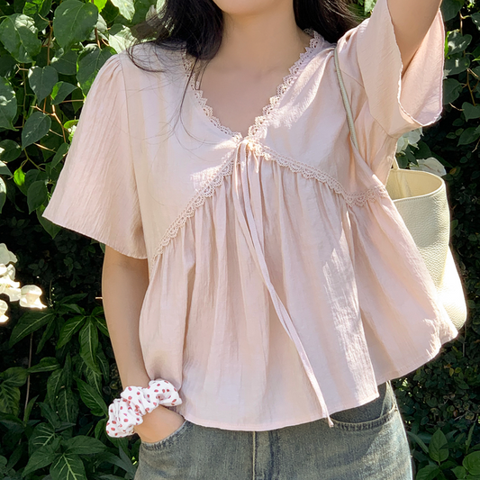 ｜98°C｜ ｜NEAH｜ Lilac Lace Shirring Blouse