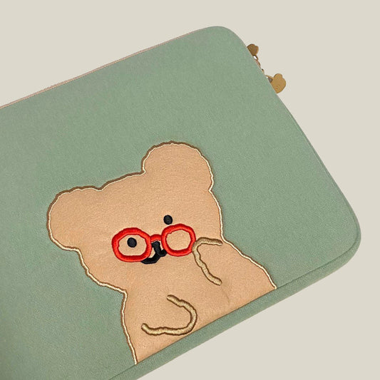 ｜TETEUM｜ MINT LAPTOP POUCH