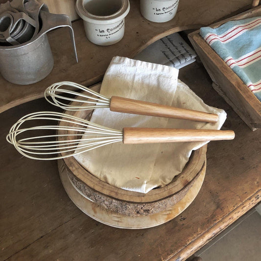 ｜Bracket Table｜ Wood Whisk